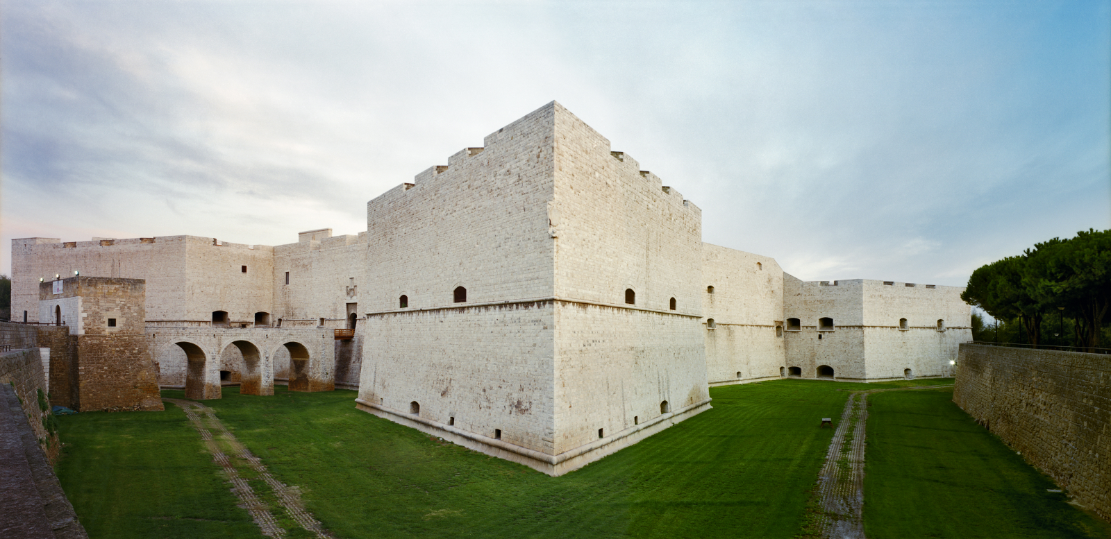 Visita al Castello e al Museo